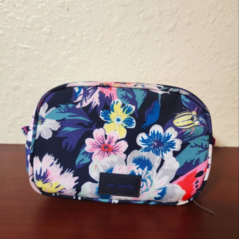 Vera Vradley Brand Foral Print Cosmetic Bag